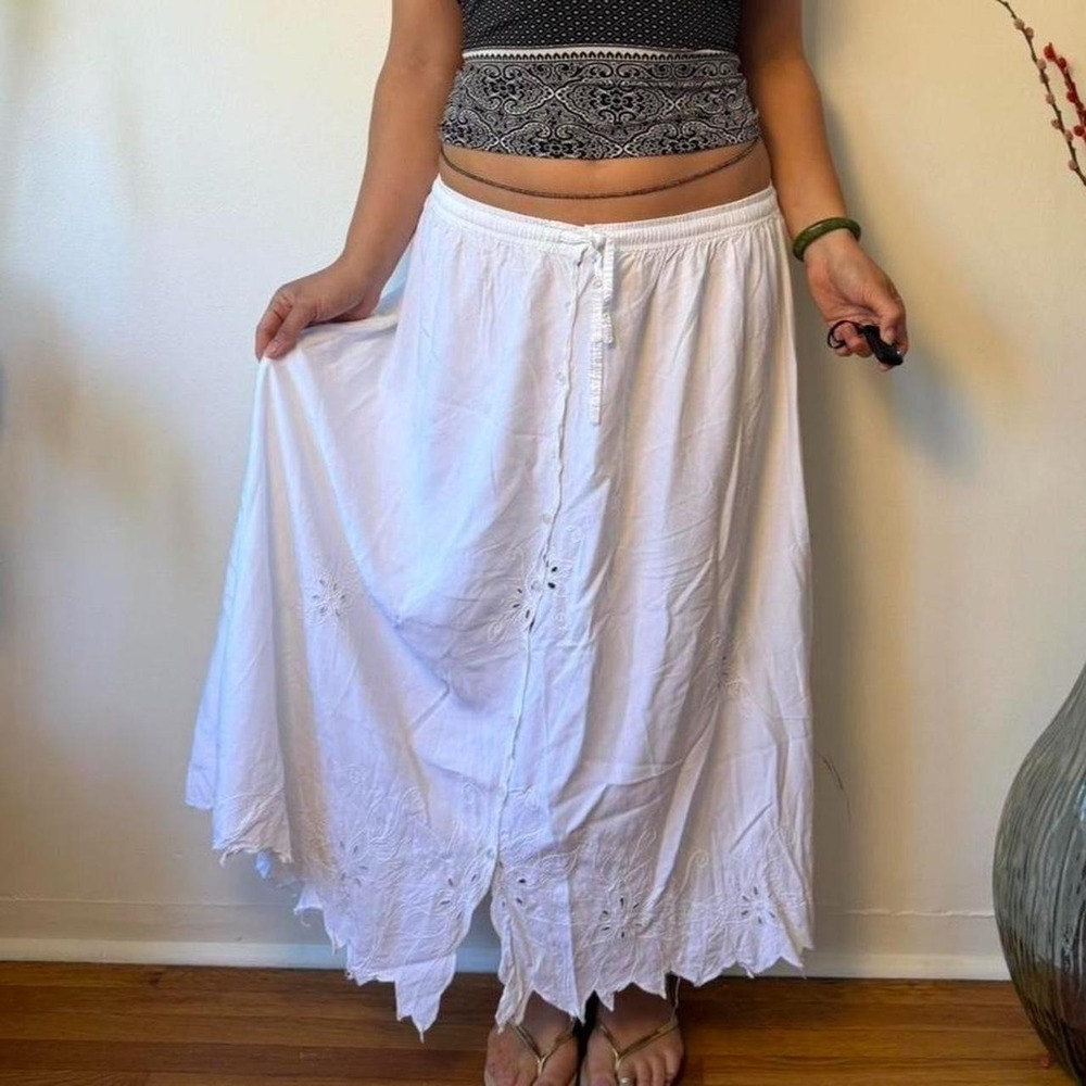 White Boho Embroidered Handkerchief Hem Maxi Skirt Button Front Low Rise Large
